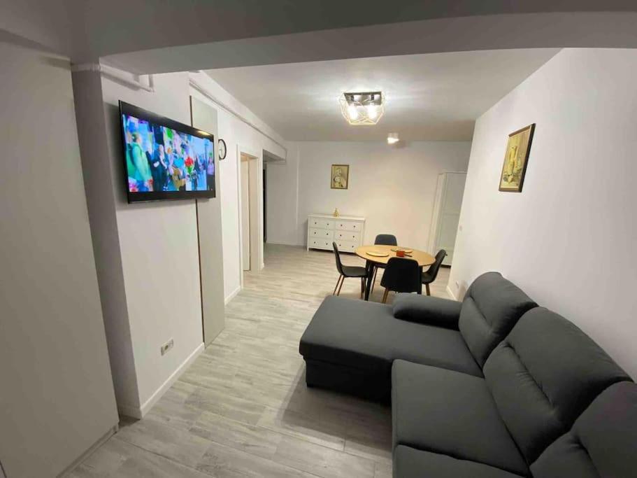 Zamca 08 Apartment Suceava Luaran gambar